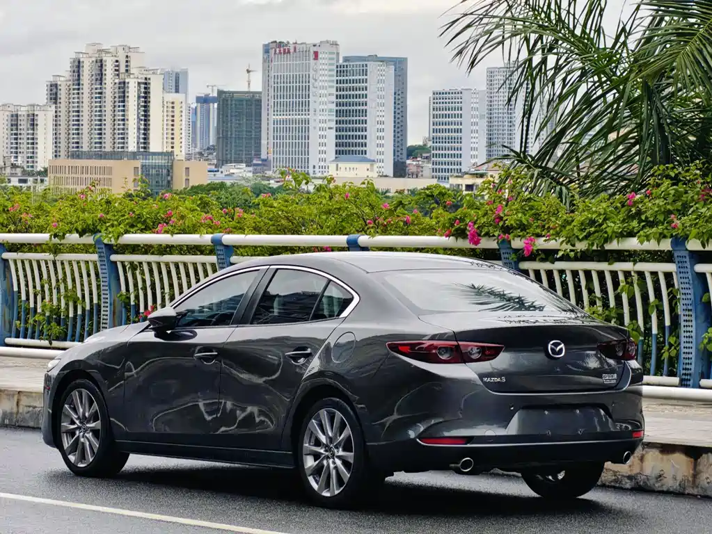 Mazda 3 Angkesela 2020
