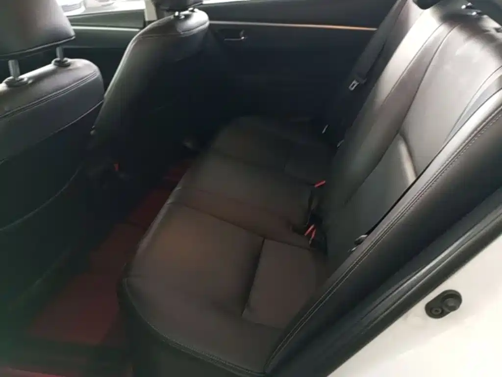 Toyota Corolla 2019 — фото 17