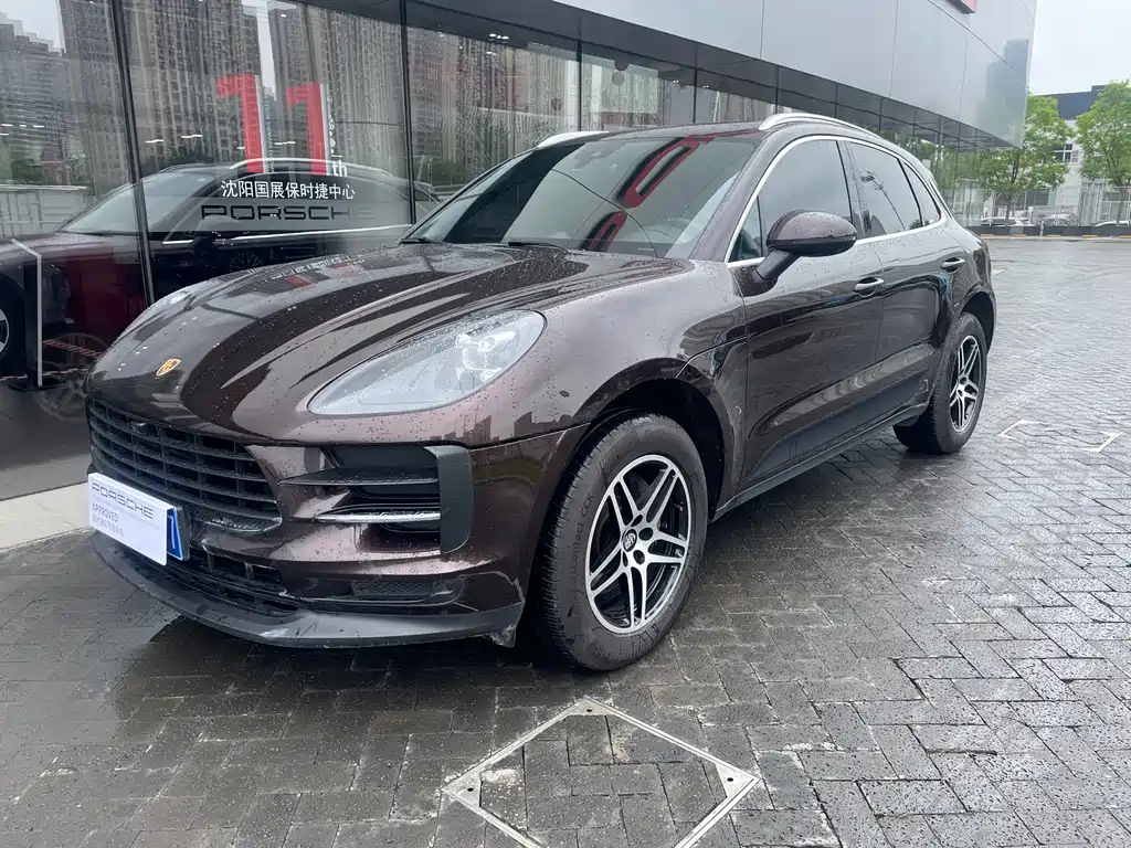 Porsche Macan 2020 — фото 1