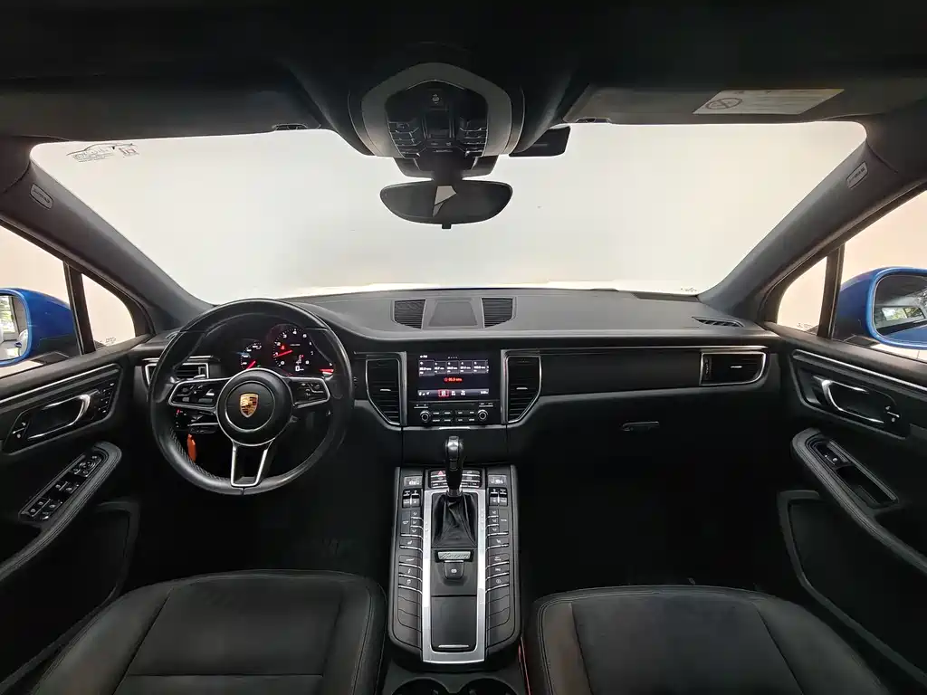 Porsche Macan 2016 — фото 9