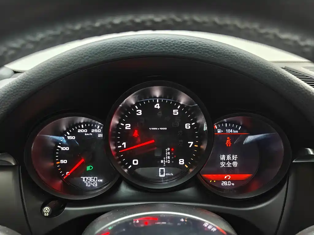 Porsche Macan 2016 — фото 10