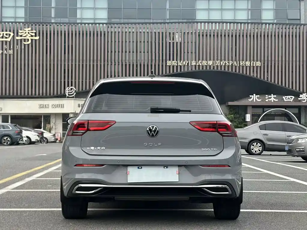 Volkswagen Golf 2022 — фото 15