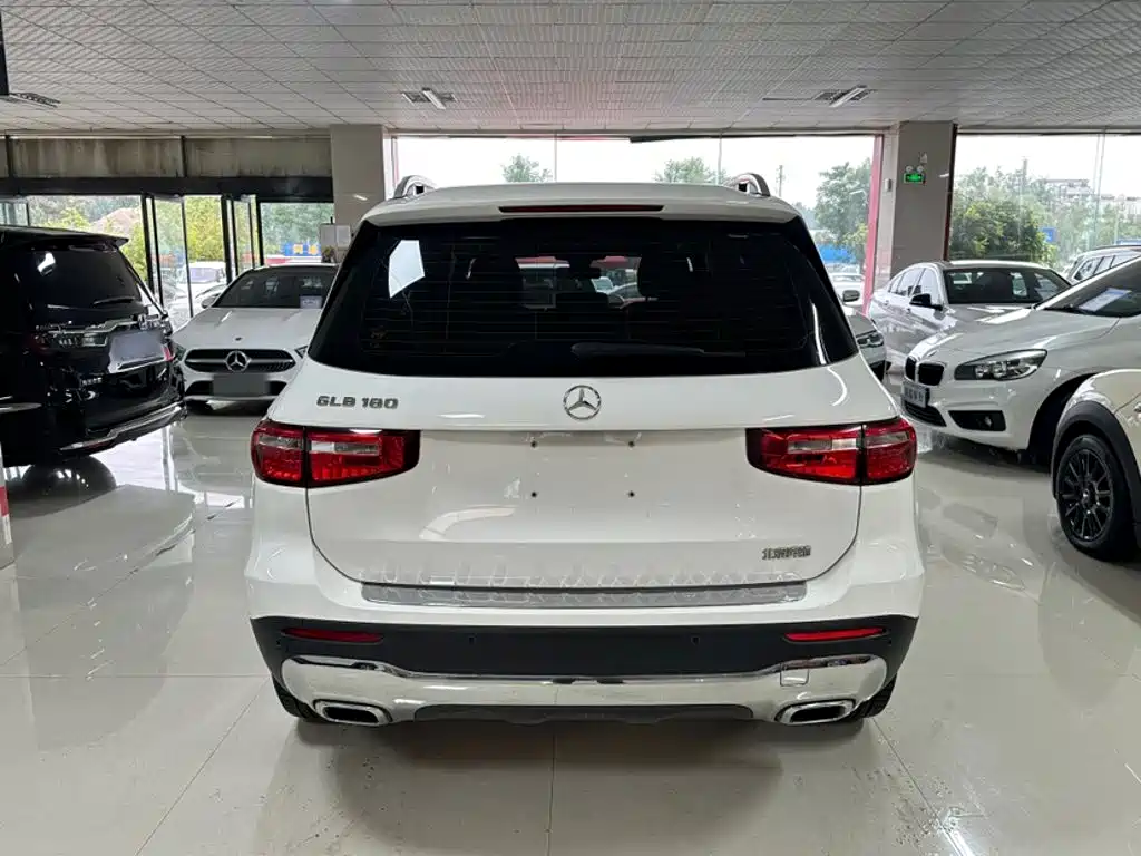 Mercedes-Benz GLB 2020 — фото 24