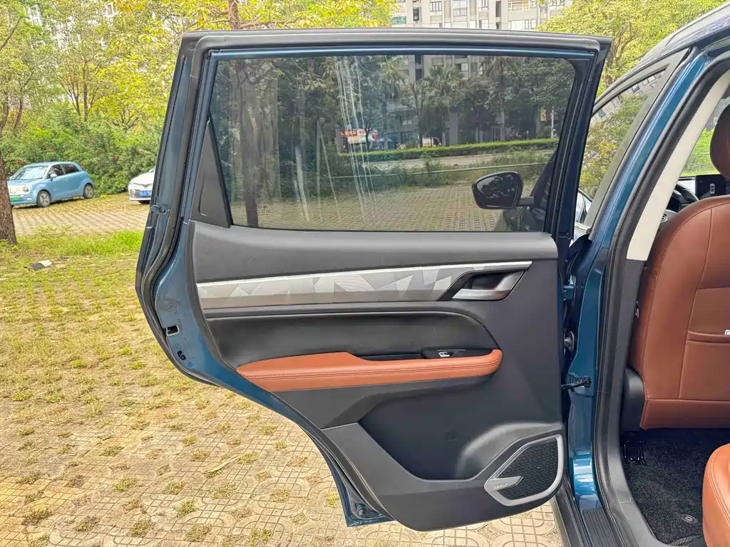 Geely Vision X6 2023 — фото 27