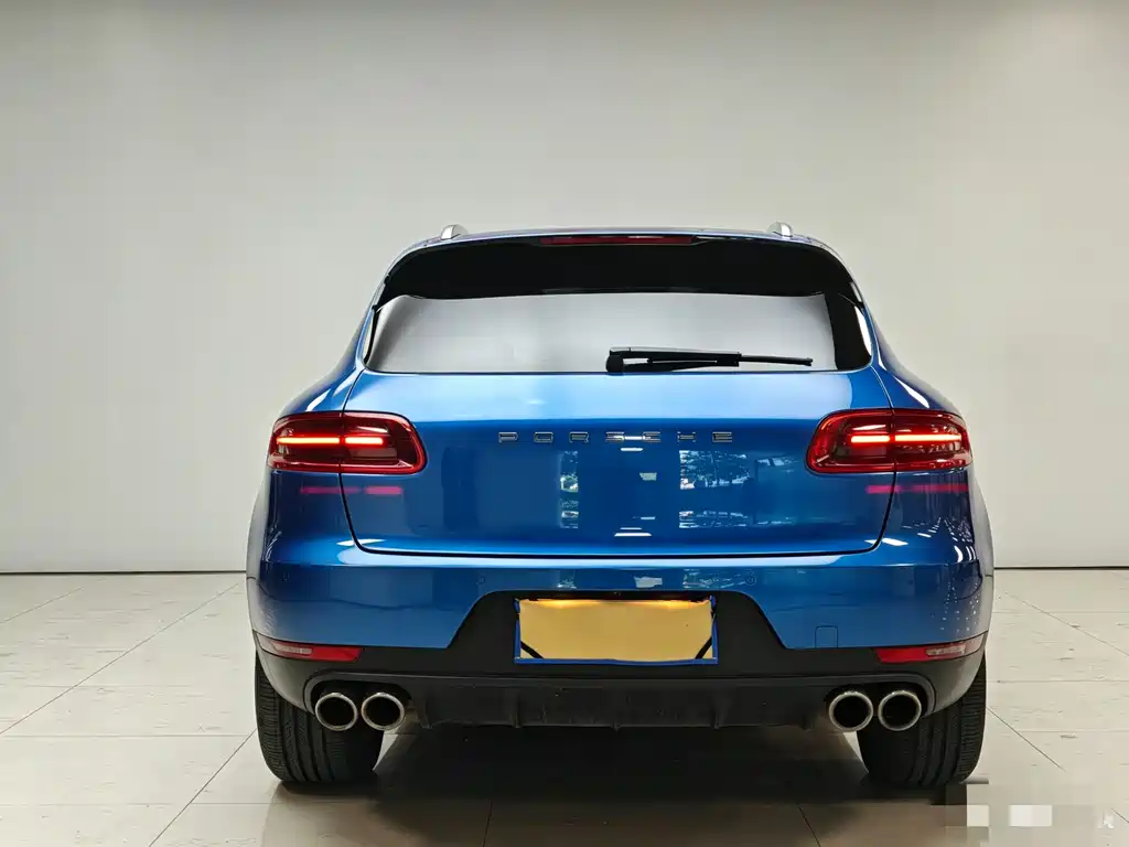 Porsche Macan 2016 — фото 19