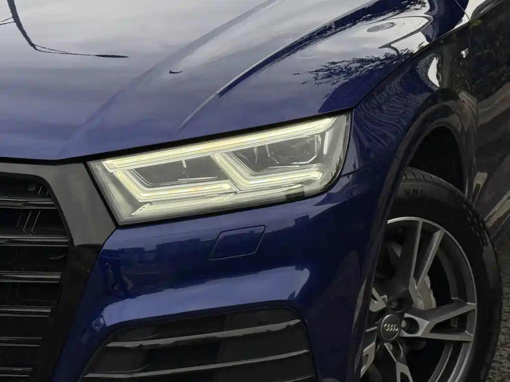 Audi Q5L 2021 — фото 6