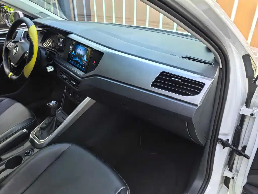 Volkswagen Polo 2022