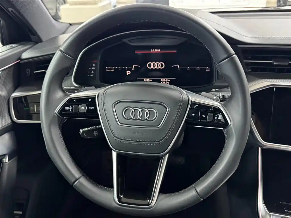 Audi A6L 2025 — фото 17