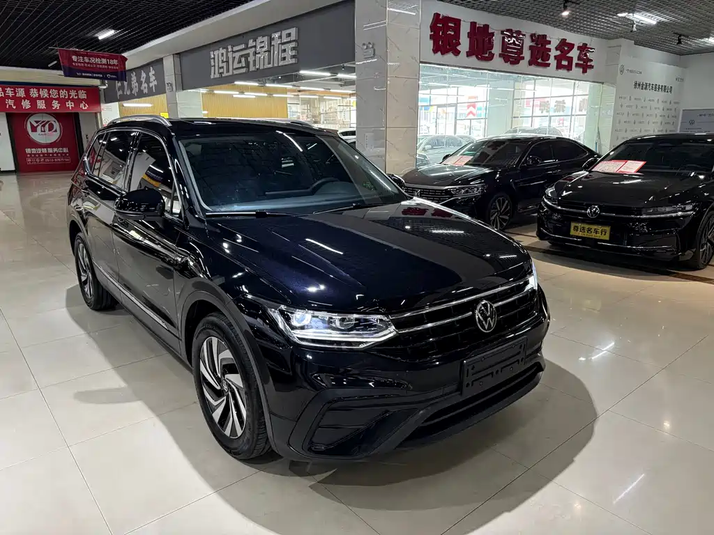 Volkswagen Tiguan L 2025 — фото 3
