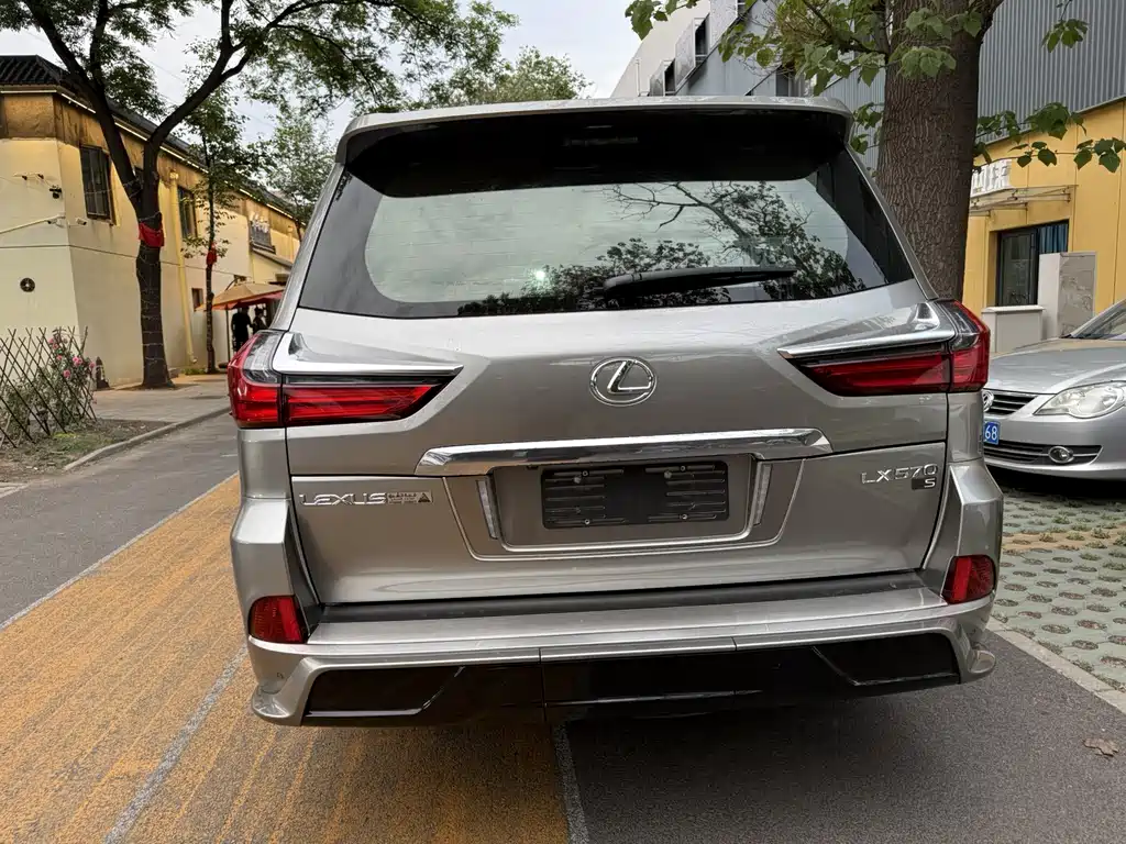 Lexus LX 2024 — фото 11