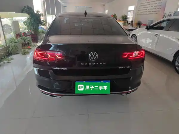 Volkswagen Magotan 2024