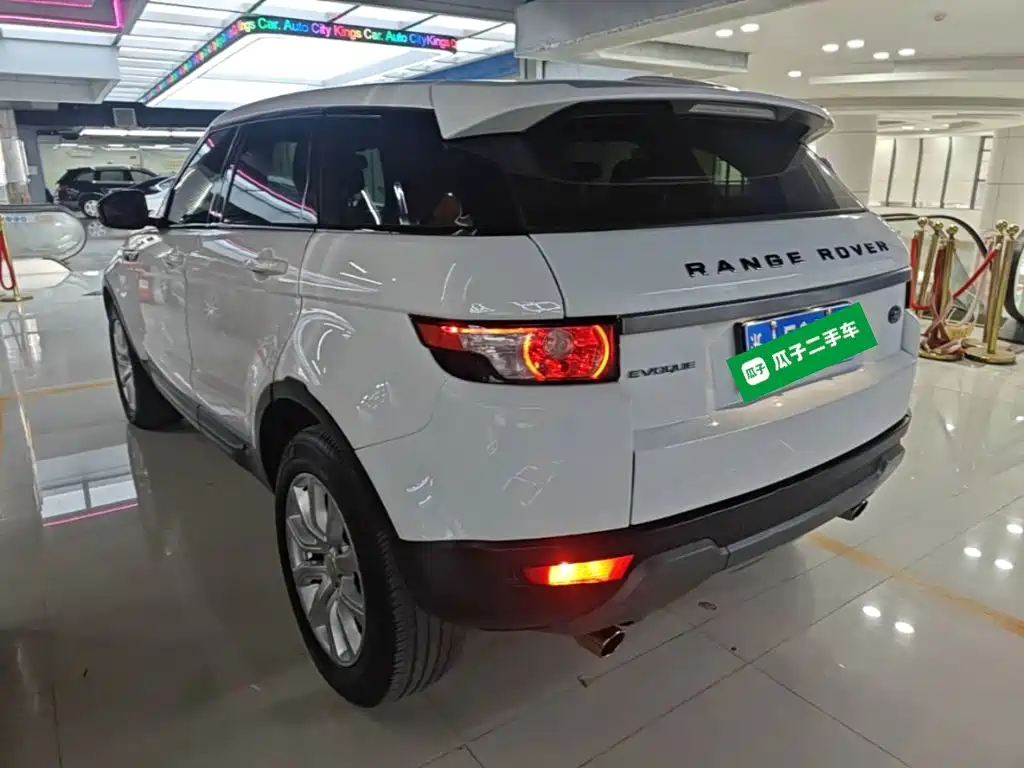 Land Rover Range Rover Evoque 2015 — фото 5