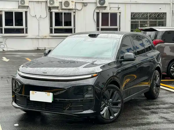 Li Auto L6 2024