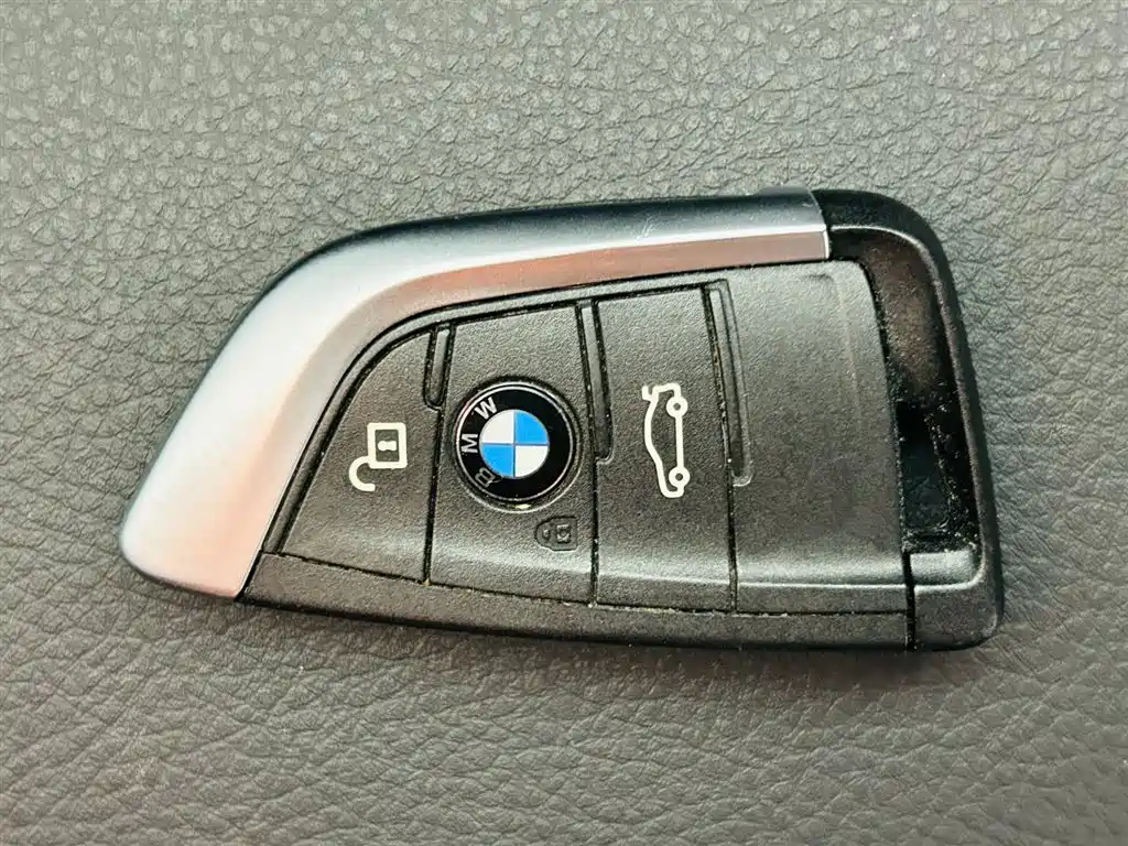 BMW 1 Series 2023 — фото 13