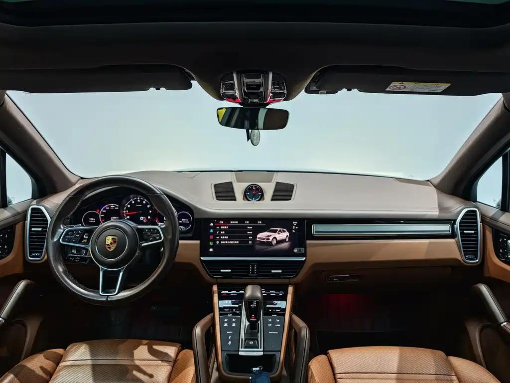 Porsche Cayenne 2023 — фото 16