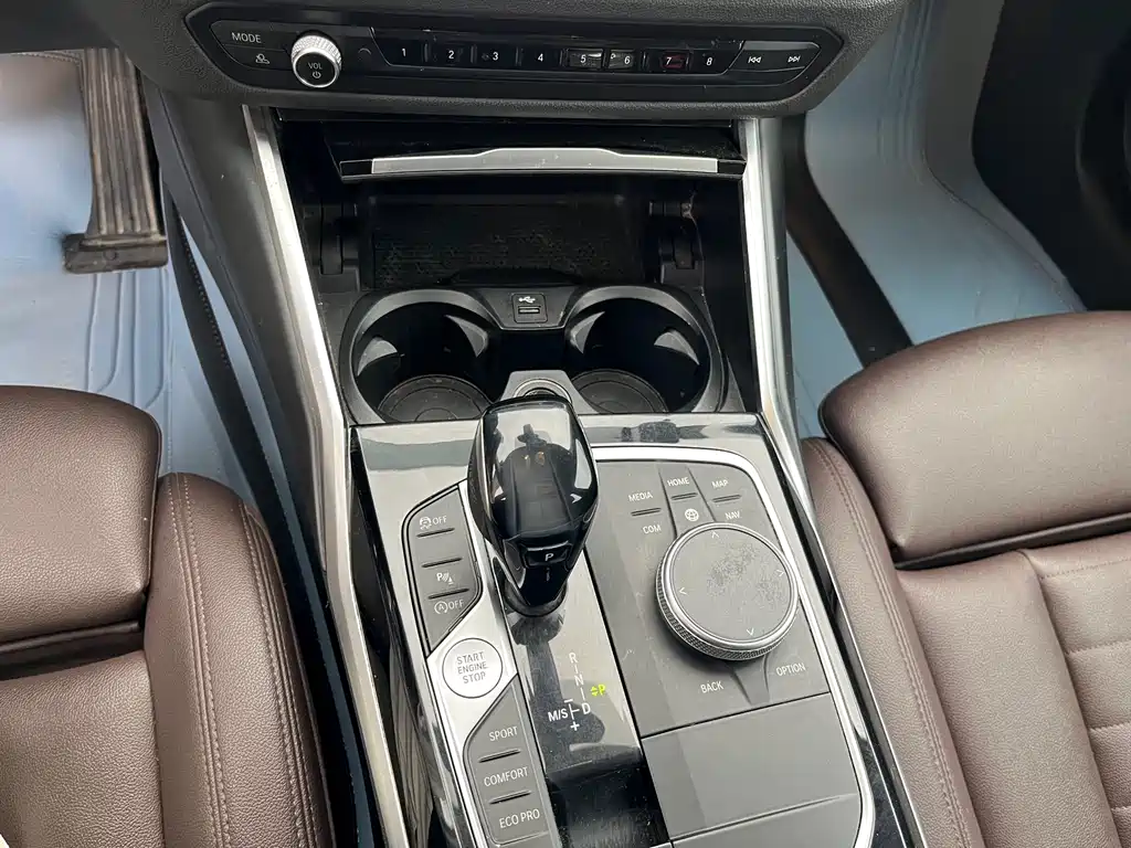 BMW 3 Series 2020 — фото 17