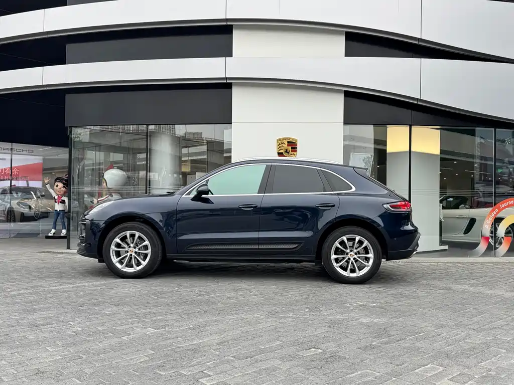 Porsche Macan 2022 — фото 5