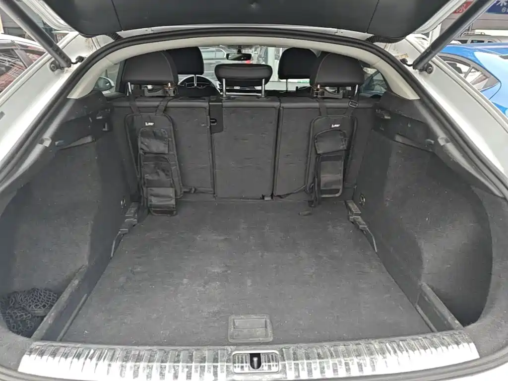 Audi Q3 Sportback 2022 — фото 19