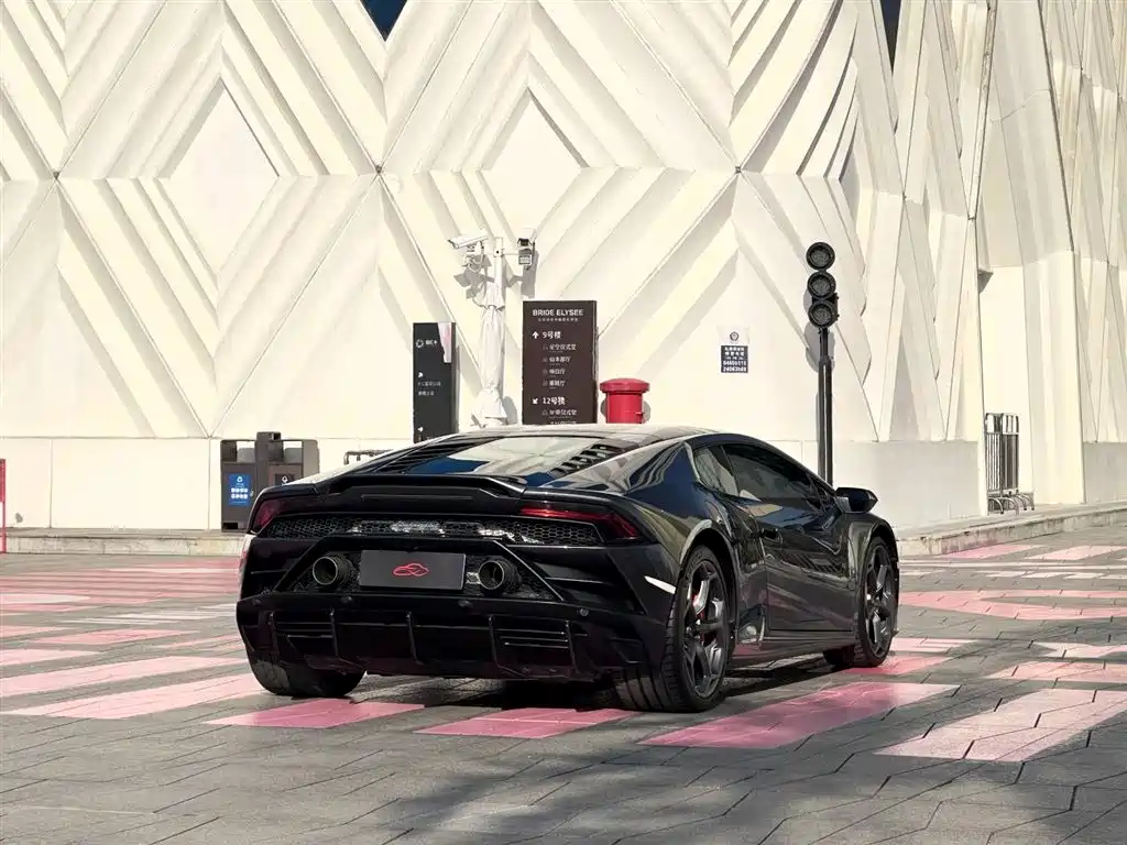 Lamborghini Huracán 2020 — фото 4