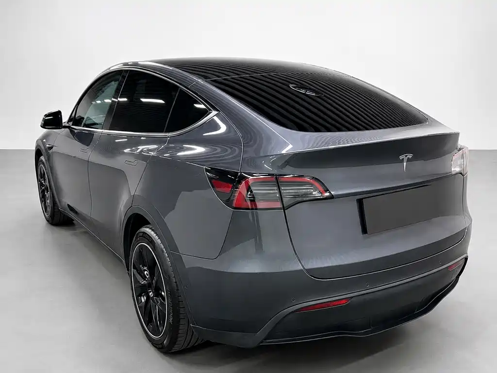 Tesla Model Y 2021 — фото 9