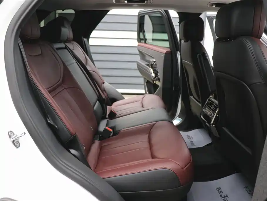 Land Rover Sport 2024 — фото 23