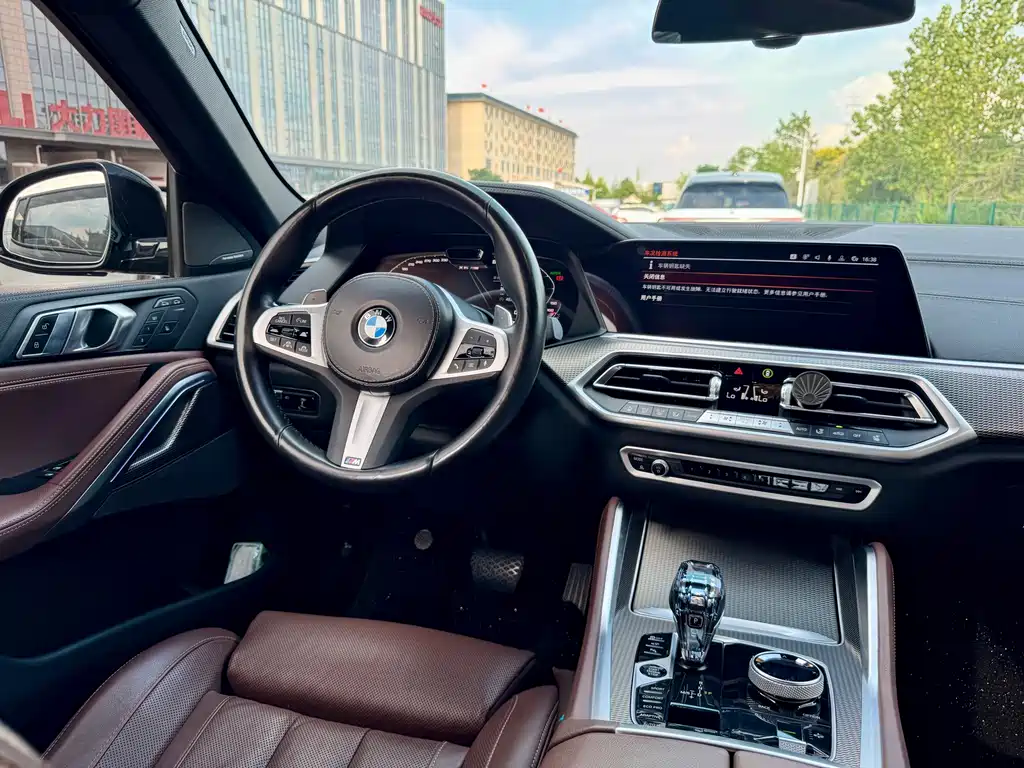 BMW X6 2023 — фото 11