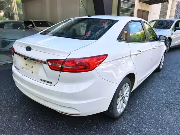 Ford Escort 2017