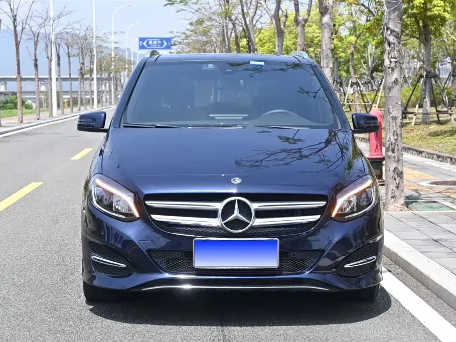 Mercedes-Benz B-Class 2018 — фото 2
