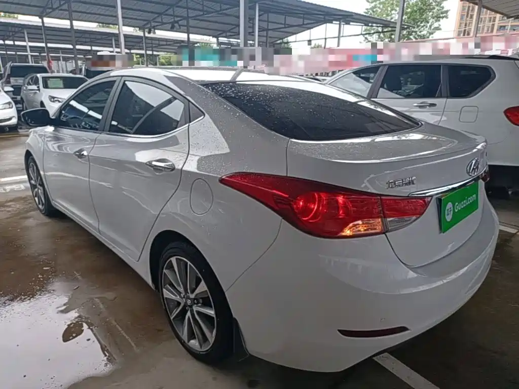 Hyundai Elantra 2016