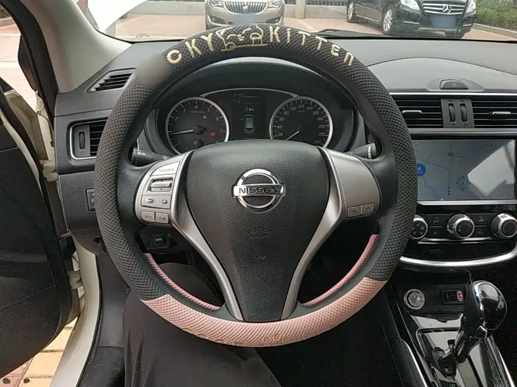 Nissan Tiida 2019 — фото 11
