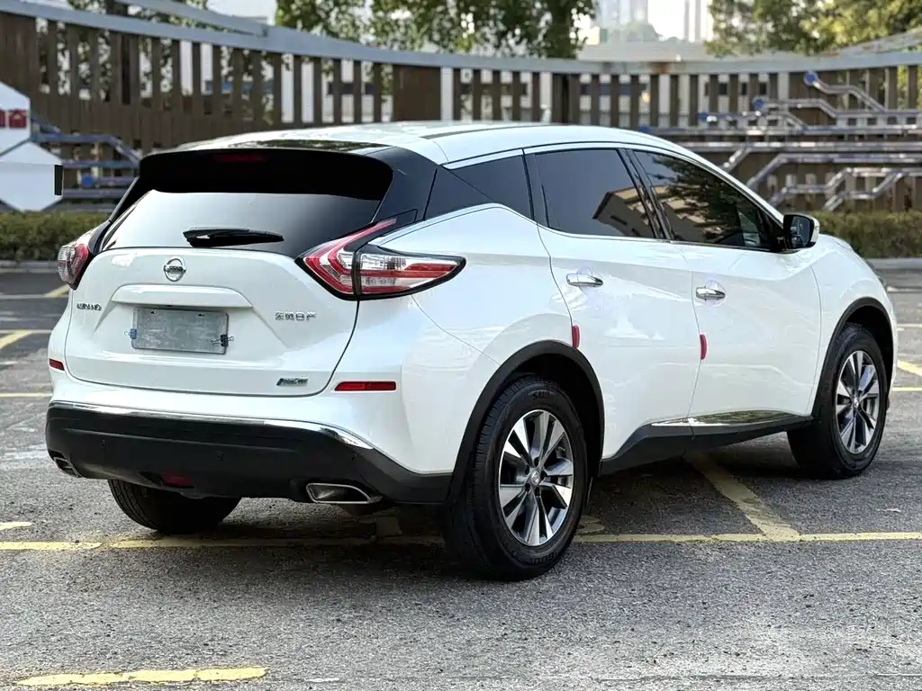 Nissan Murano 2023 — фото 8