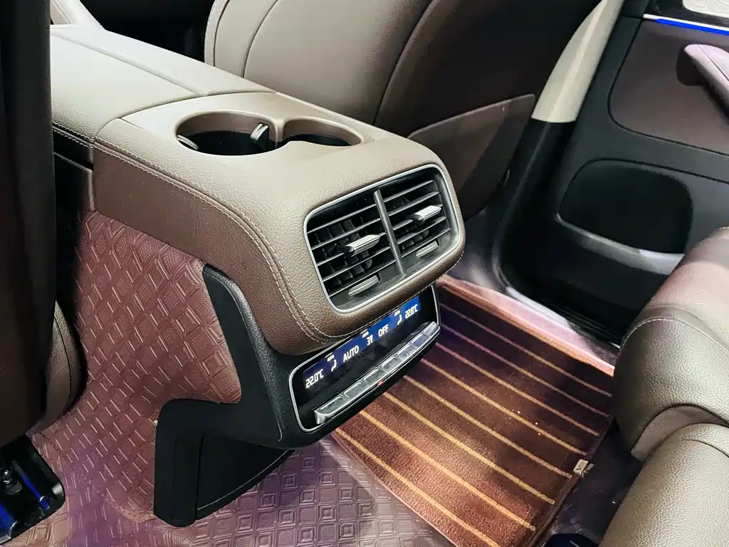 Mercedes-Benz GLS 2023 — фото 20