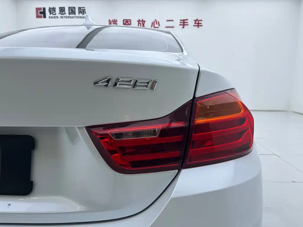 BMW 4 Series 2018 — фото 12