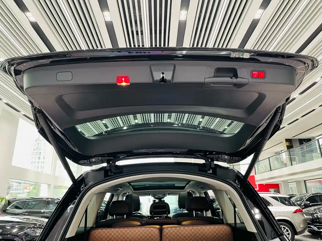 Mercedes-Benz GLS 2023 — фото 22