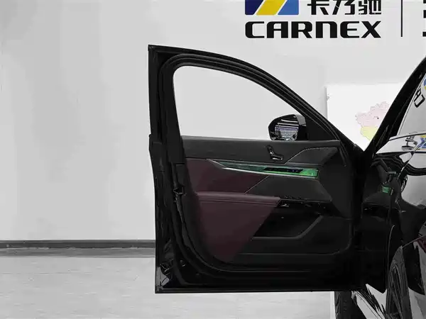 BMW i7 2024