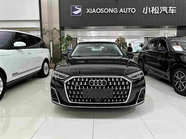 Audi A8 2025