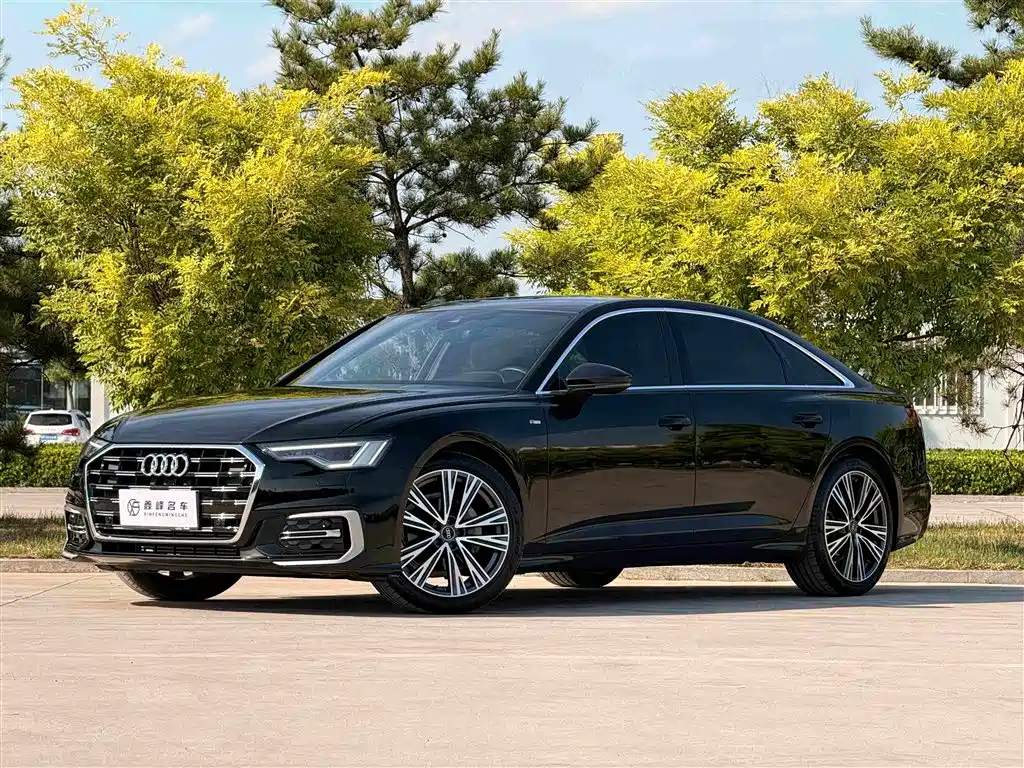 Audi A6L 2025 — фото 1