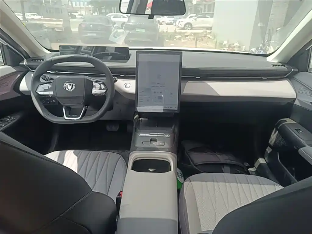 Changan Eado PHEV 2026 — фото 10