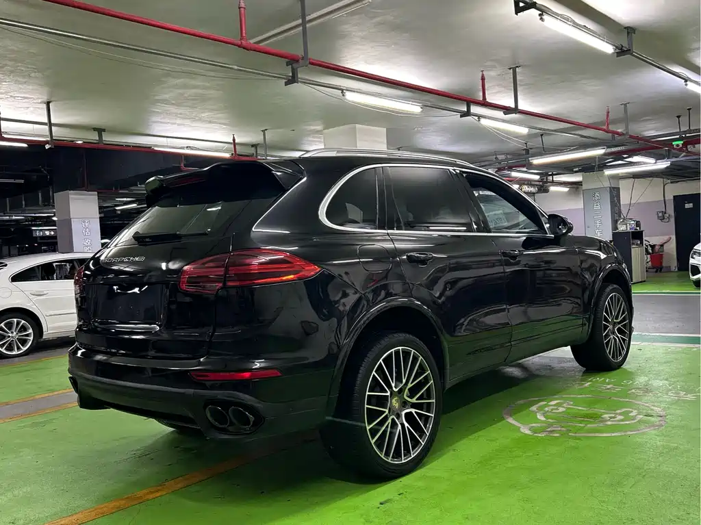 Porsche Cayenne 2012