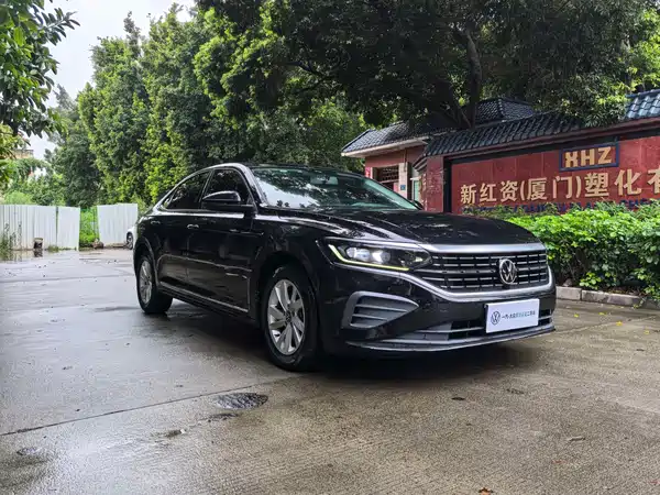 Volkswagen Passat 2025