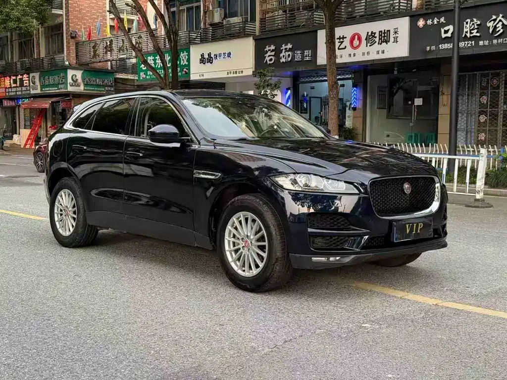 Jaguar F-PACE 2018 — фото 2