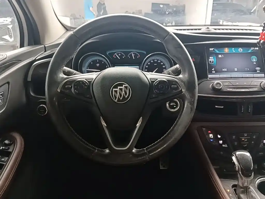 Buick Envision Plus 2015 — фото 11