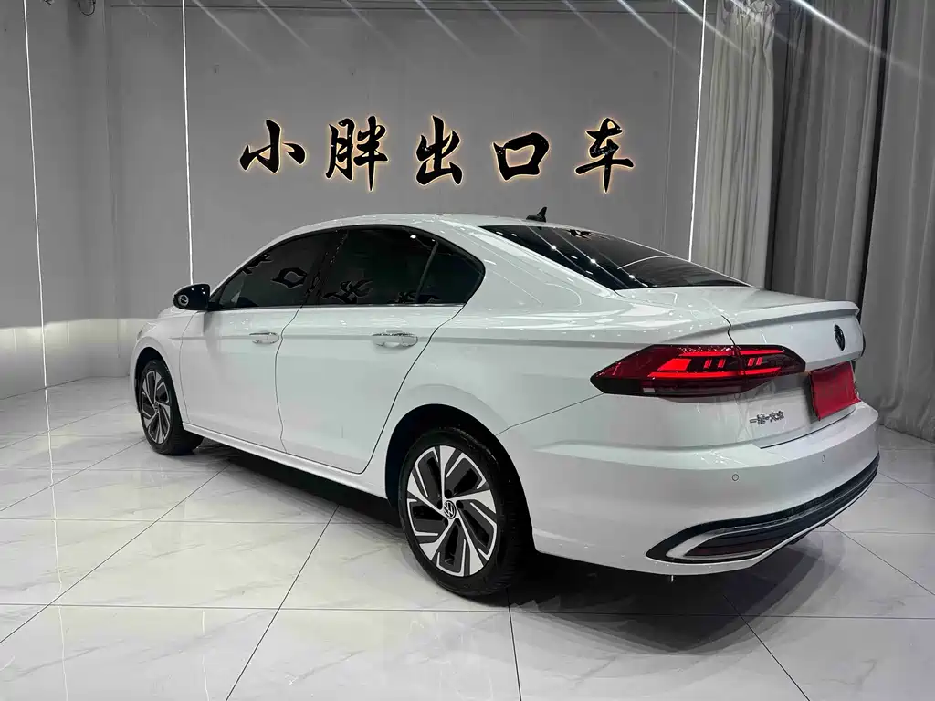 Volkswagen Bora 2023
