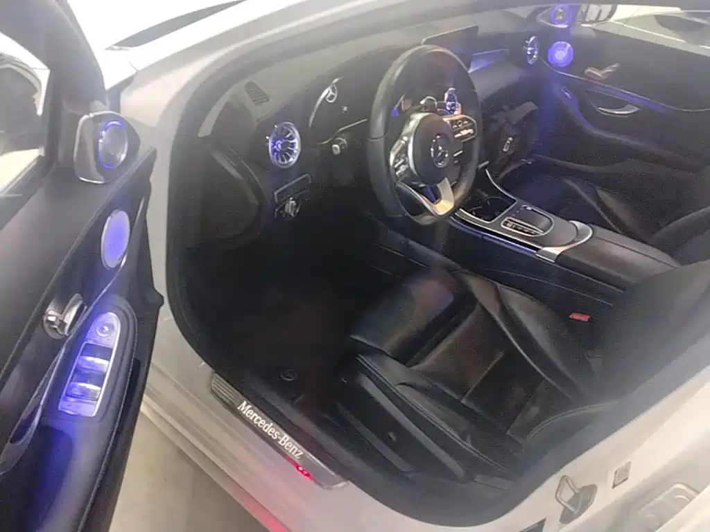Mercedes-Benz C-Class 2020 — фото 12