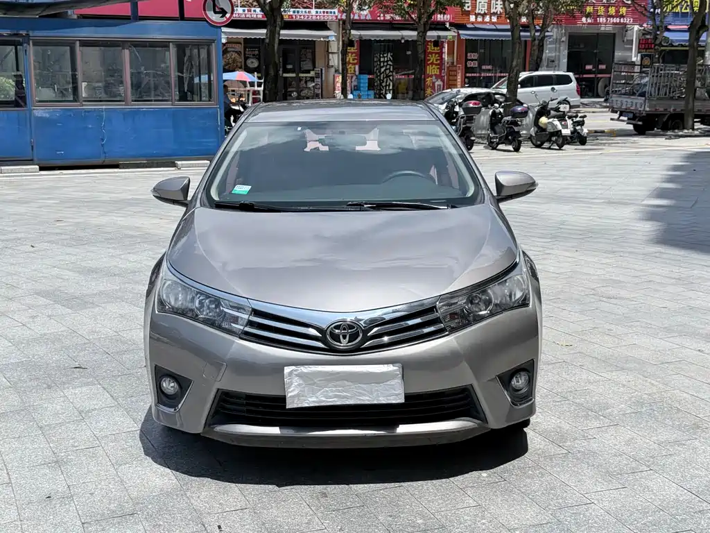 Toyota Corolla 2016 — фото 2