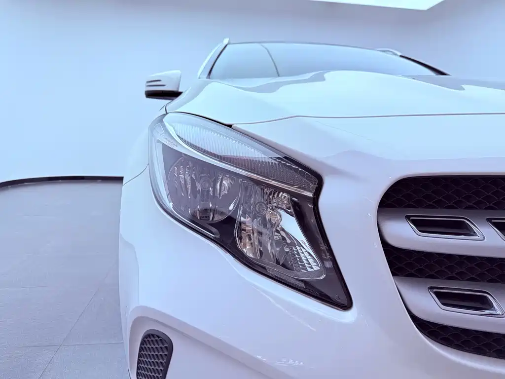 Mercedes-Benz GLA 2017 — фото 22