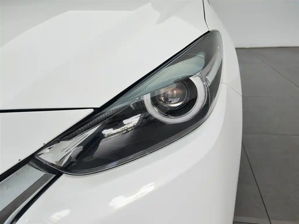 Mazda 3 Axela 2017