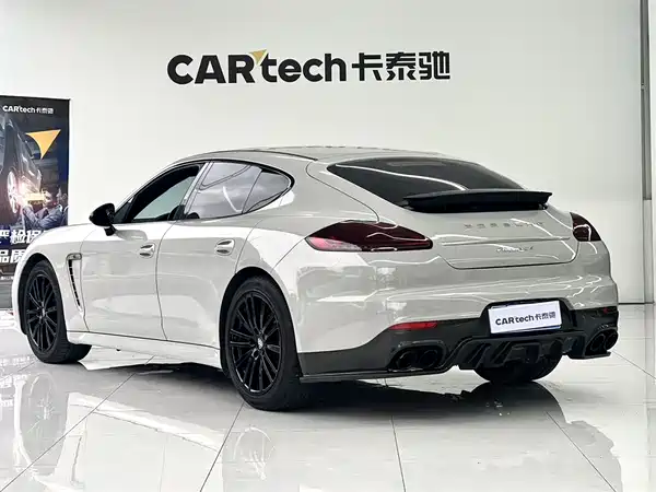 Porsche Panamera 2013