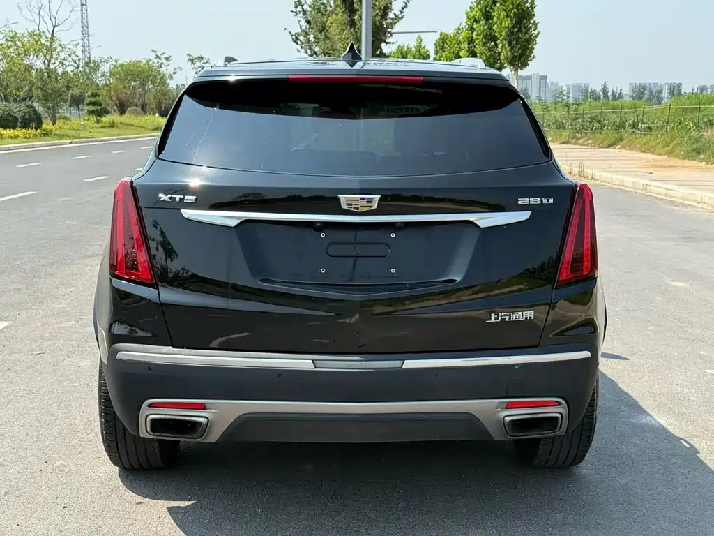 Cadillac XT5 2019 — фото 8