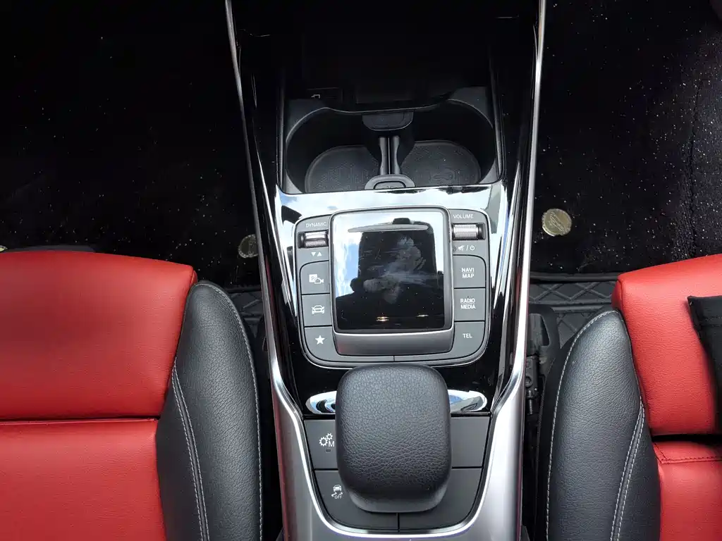 Mercedes-Benz A-Class AMG 2022 — фото 15